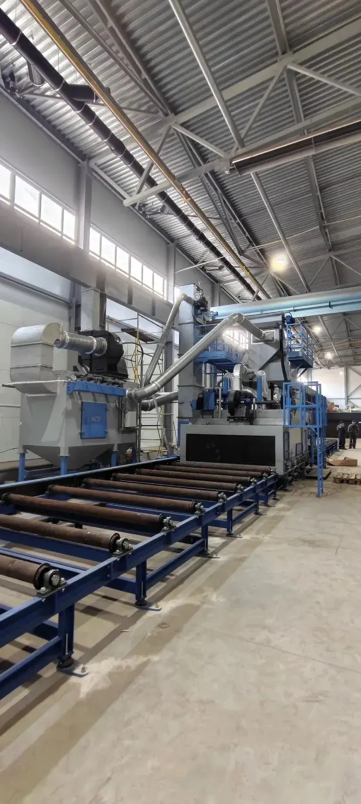 Закончили монтаж дробеметной установки для завода металлоконструкций